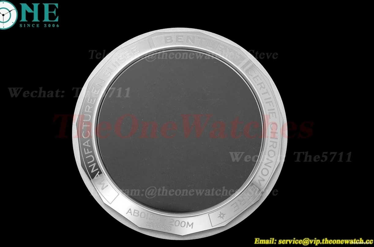 SS Stk 42MM SS Chronomat A7750 TF Green B01 0129